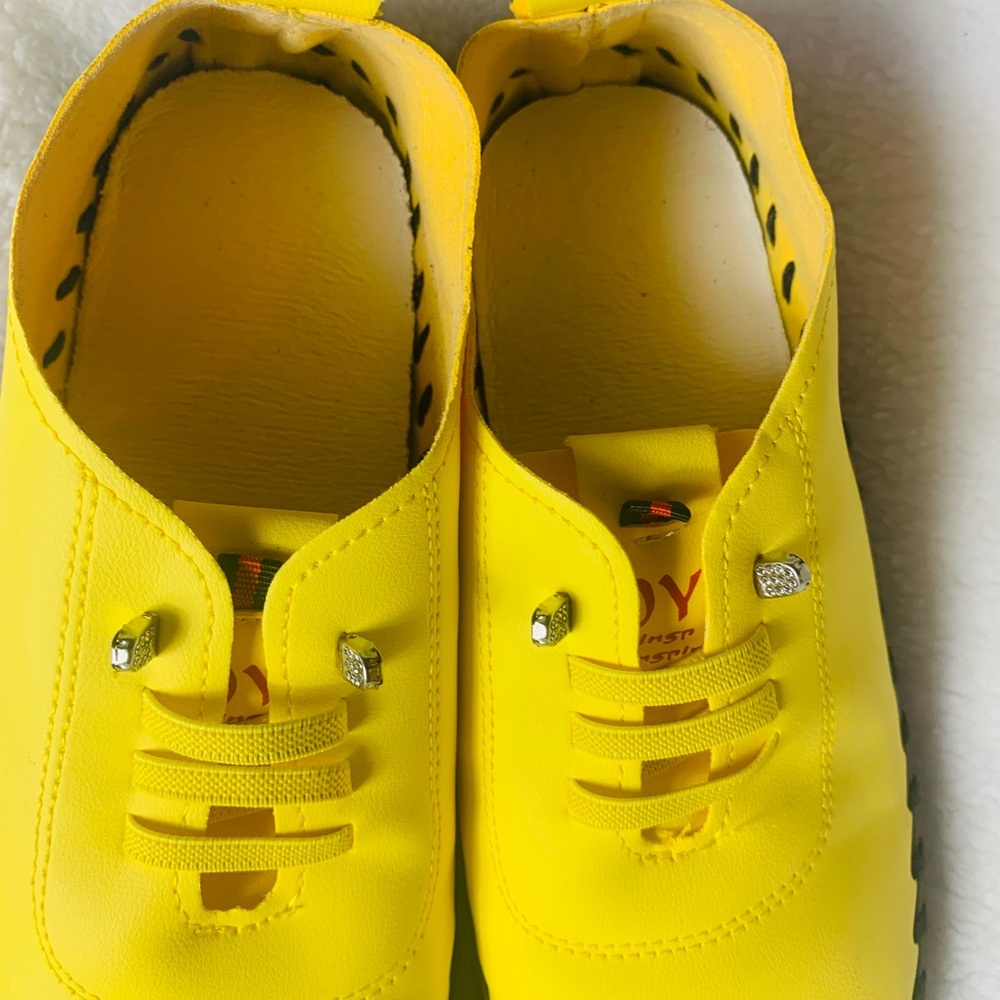 OY Handmade Soft Faux Leather Flats - Picture 4 of 10